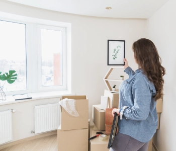 Schlafplatz in einer kleinen Wohnung – stilvoll und funktional gestalten